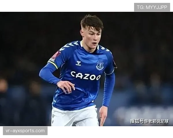 莱万特头号射手训练中肌肉不适，周末出战成疑