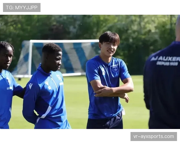 深度报道:法甲中游球队的生存之道——球员转售与青训营收 深度报道:法甲中游球队的生存之道——球员转售与青训营收